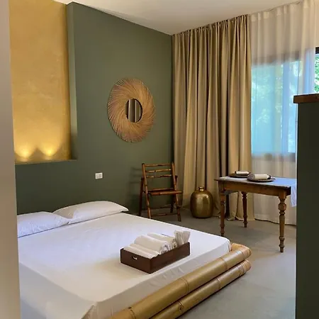 アパートホテル Labotanica_casalounge チェゼナーティコ